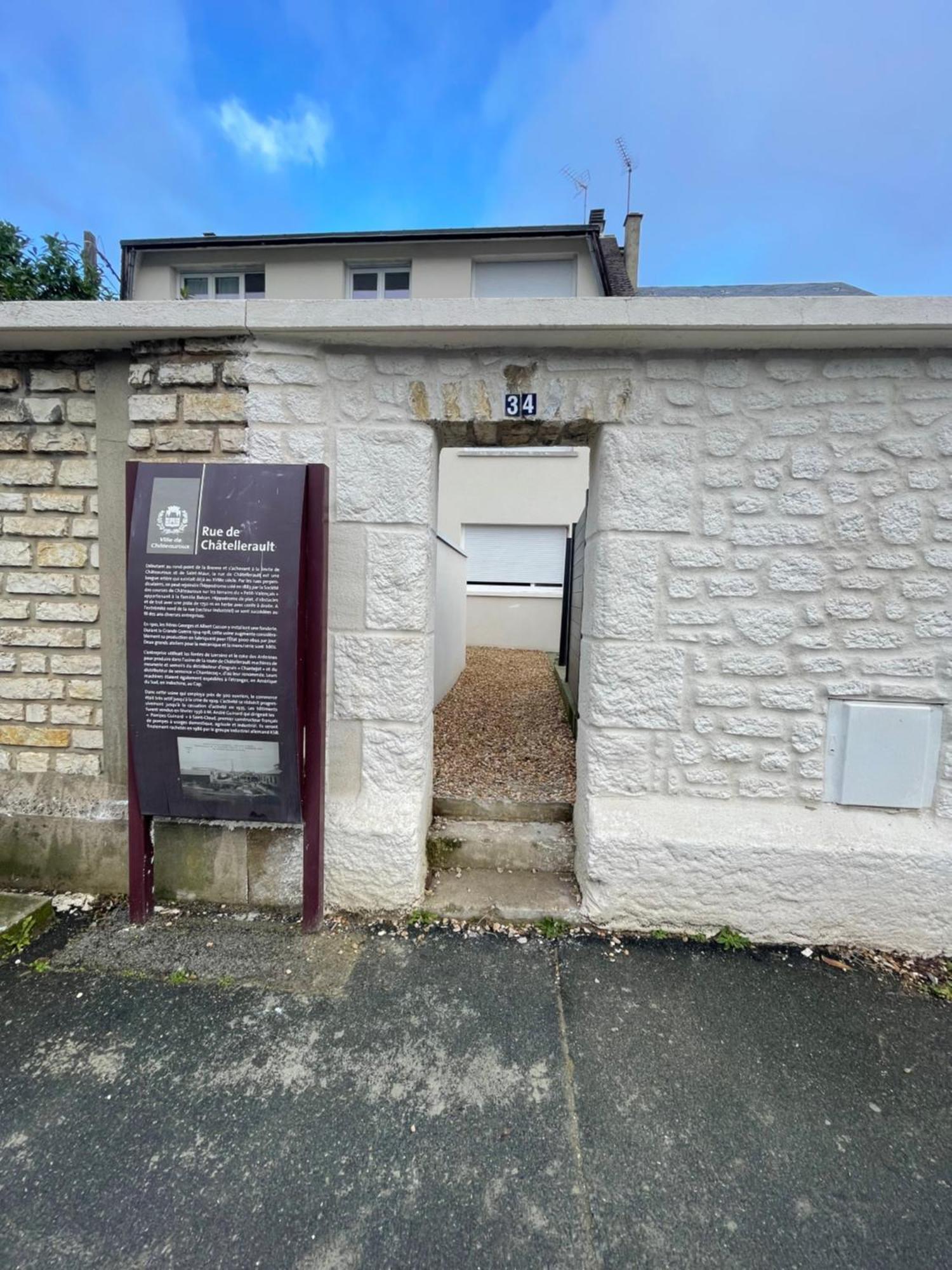 Loge Zen Apartment Chateauroux Exterior photo